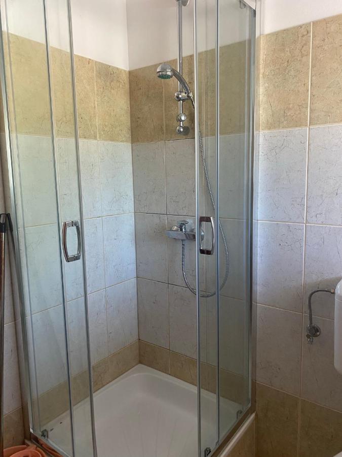 Abigel Apartmanhaz Балатонфюред Екстер'єр фото